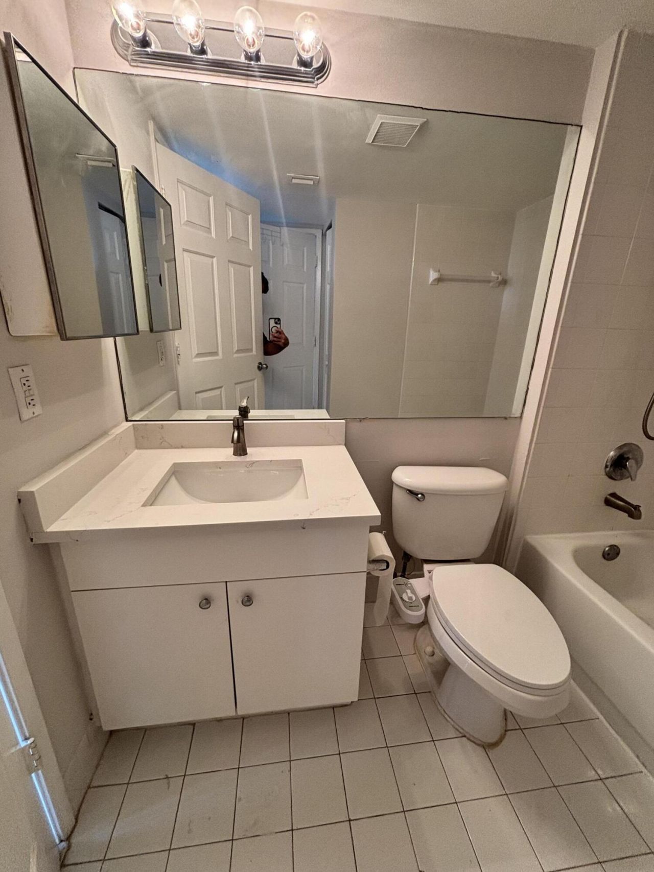 2640 S University Drive, Unit 305, Davie, FL 33328 Photo
