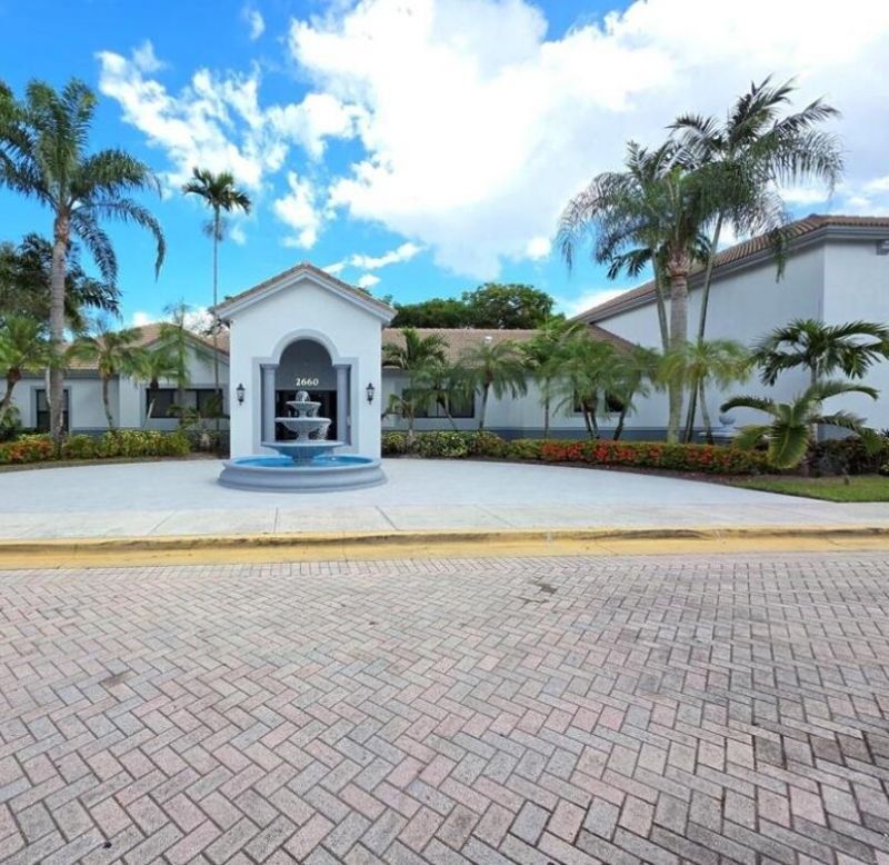 2640 S University Drive, Unit 305, Davie, FL 33328 Photo