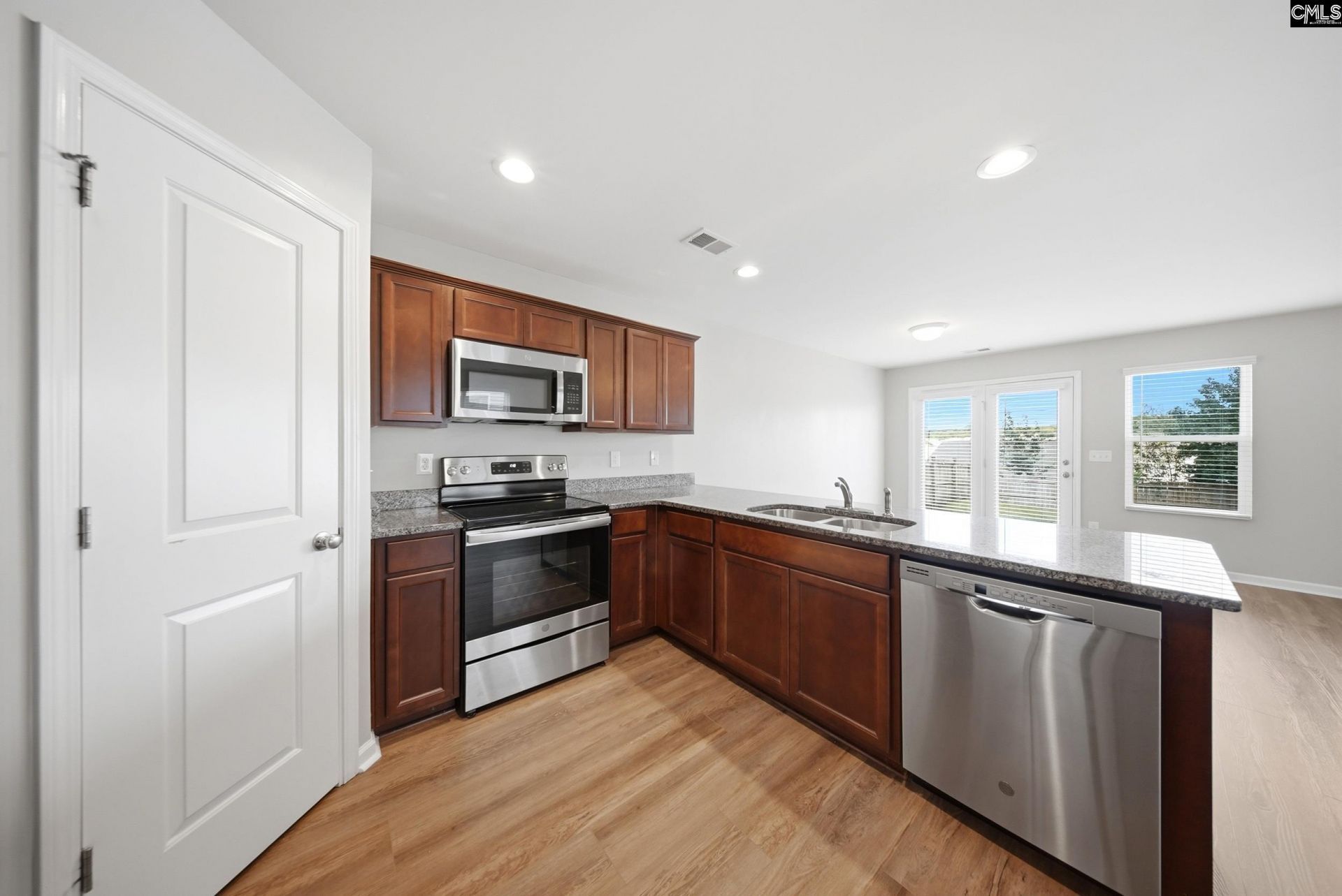 2332 Trakand Drive  Photo 10