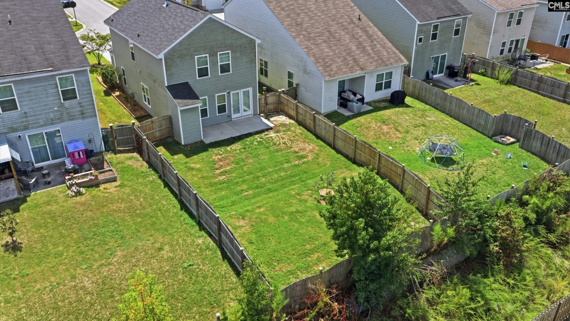 2332 Trakand Drive  Photo 32