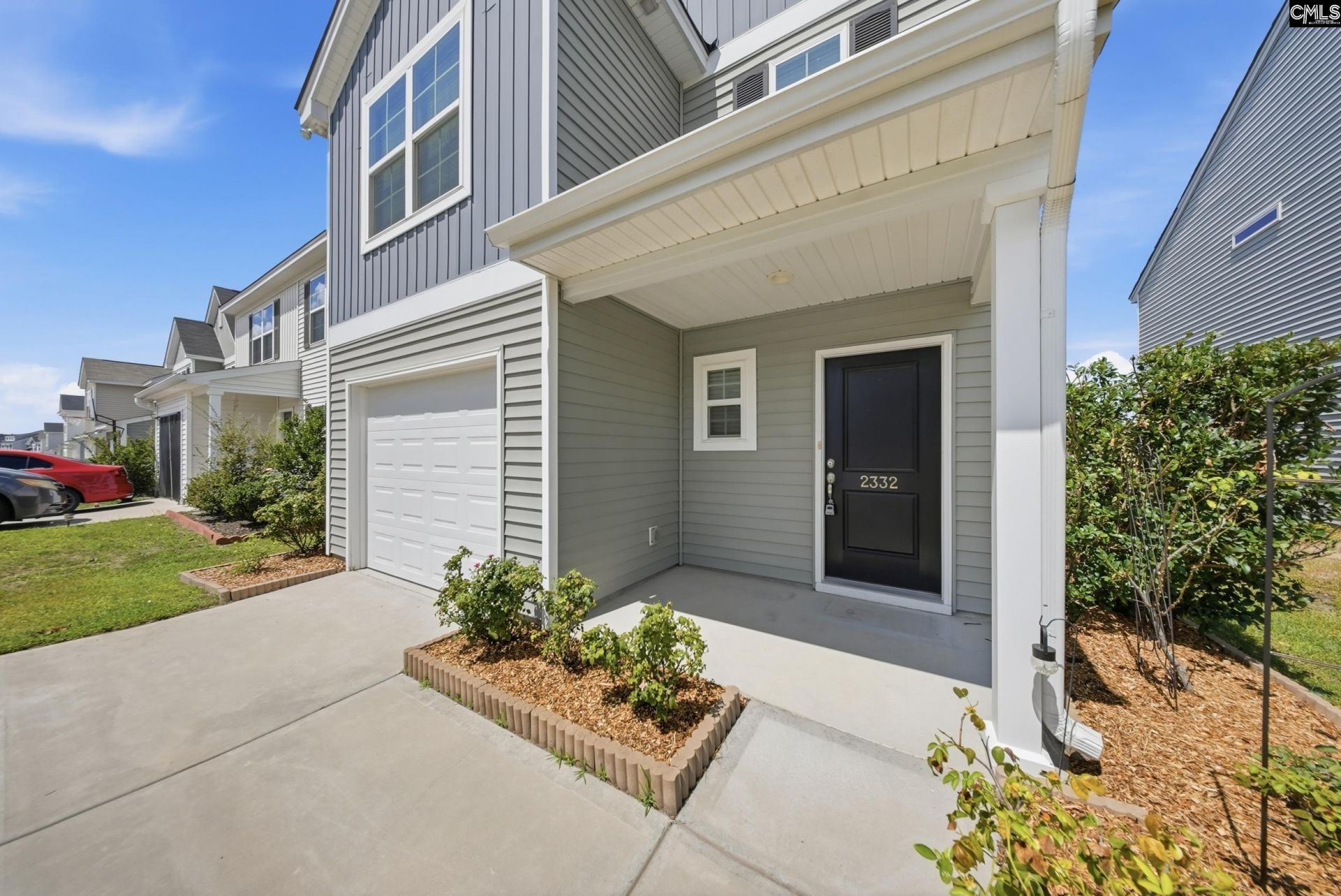 2332 Trakand Drive  Photo 4