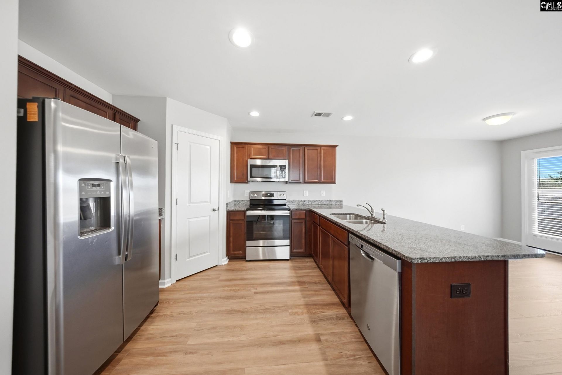 2332 Trakand Drive  Photo 8