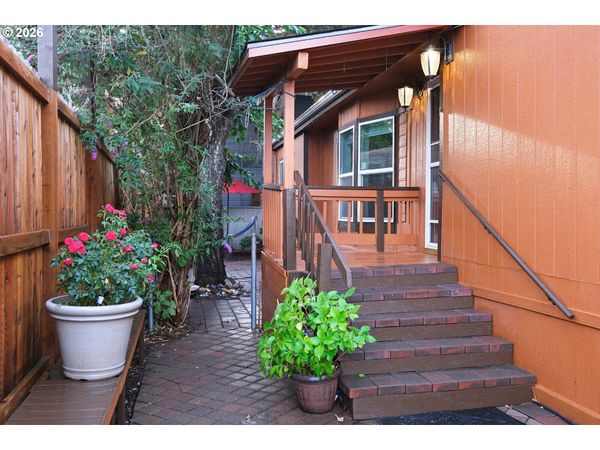 8300 NE QUATAMA ST, Unit 77, Hillsboro, OR 97006