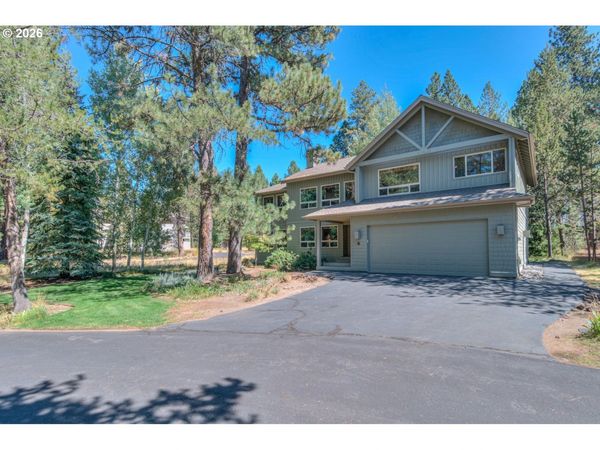 57864 BLUE GROUSE LN, Unit 4, Bend, OR 97707