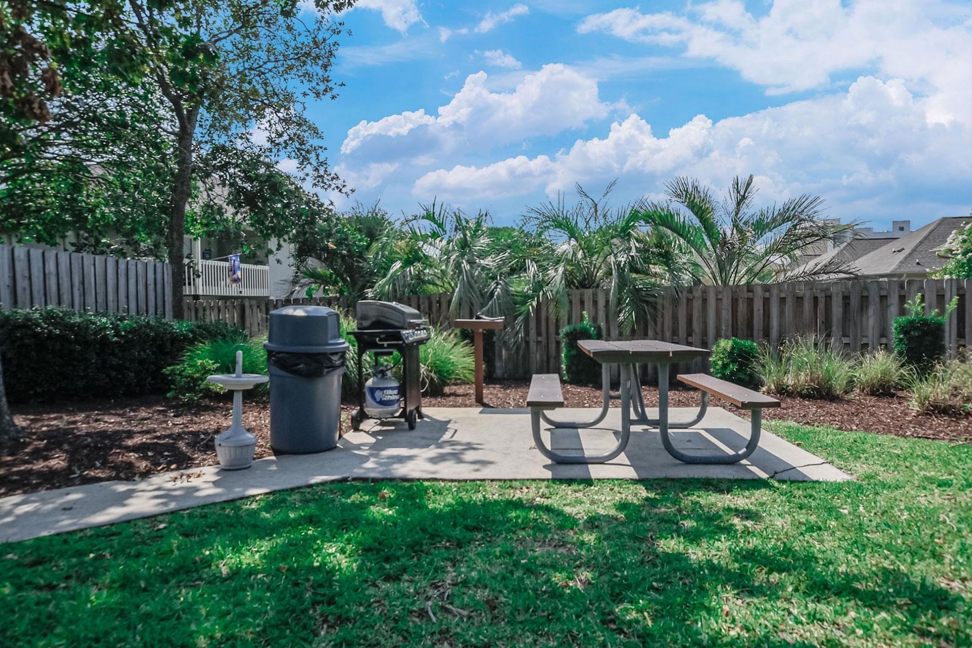 223 Maison Dr. Photo 39