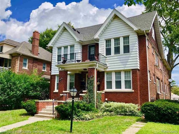 1110 #2 Maryland Street, Grosse Pointe Park, Mi 48230