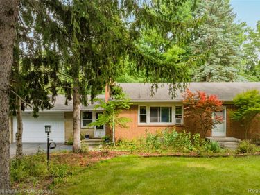 2318 N Newport Road, Ann Arbor, Mi 48103