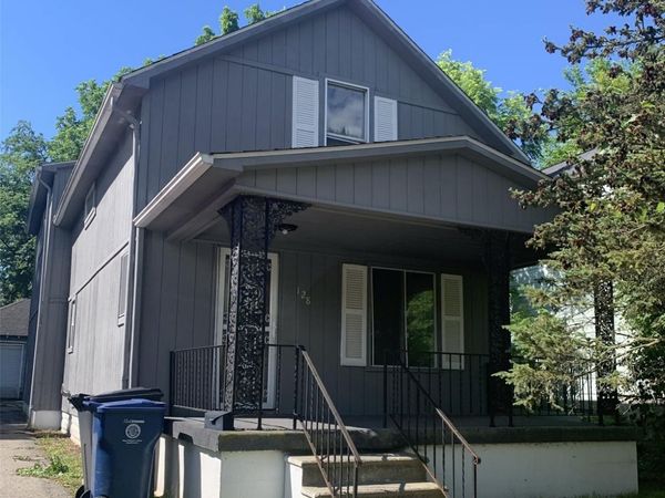 128 E Lakeview Avenue , Flint, Mi 48503