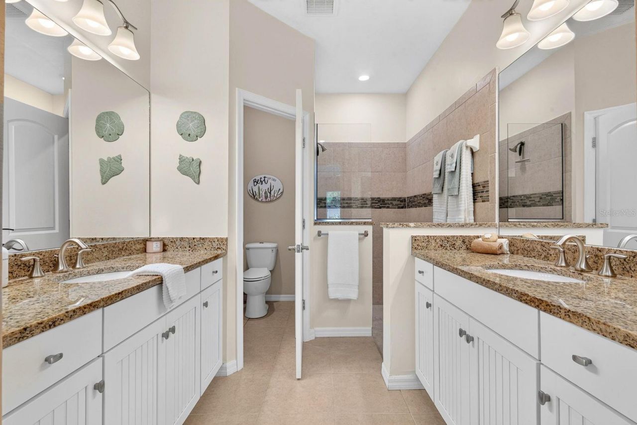 7108 Playa Bella Drive, Bradenton, FL 34209 Photo