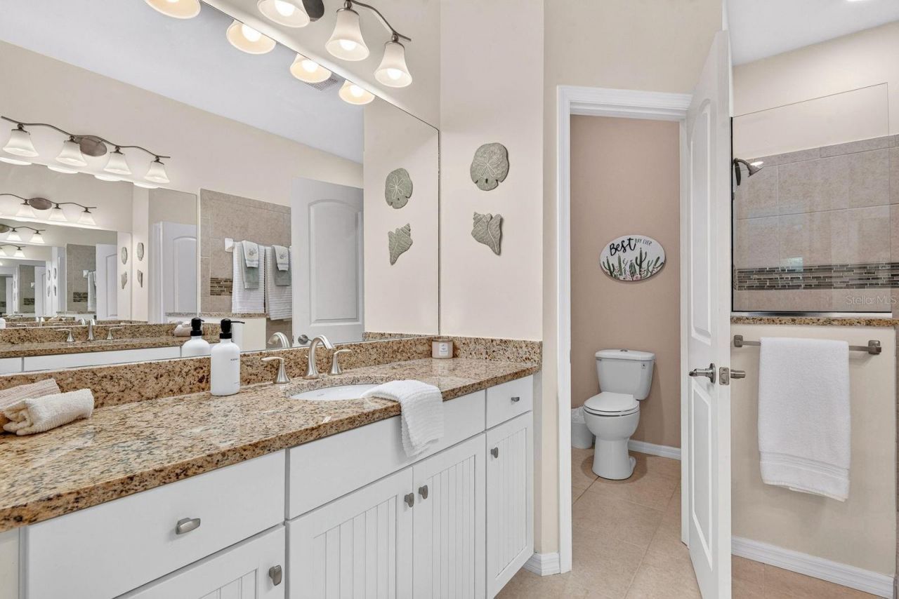 7108 Playa Bella Drive, Bradenton, FL 34209 Photo