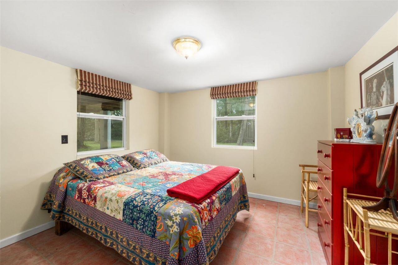 2033 SE Highway 317 , Old Town, FL 32680 Photo