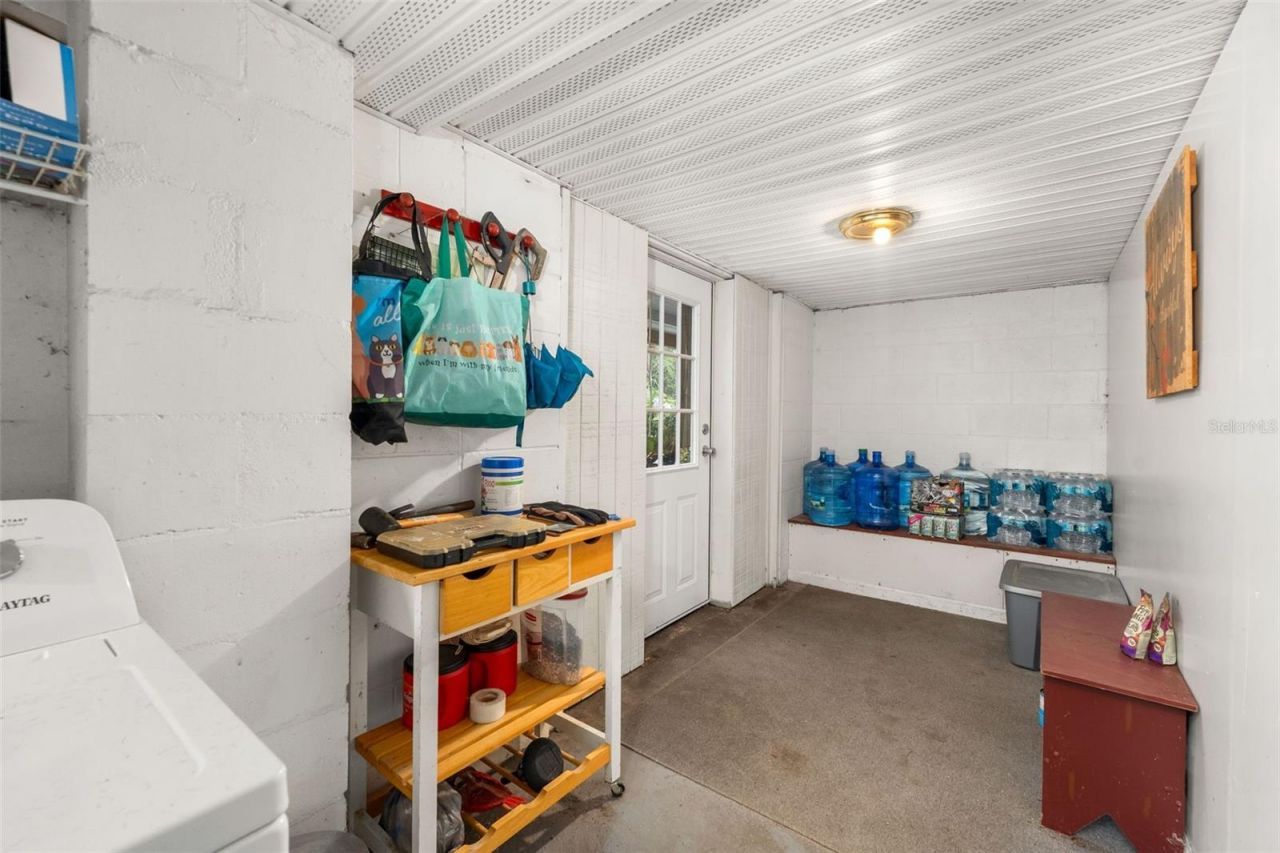 2033 SE Highway 317 , Old Town, FL 32680 Photo