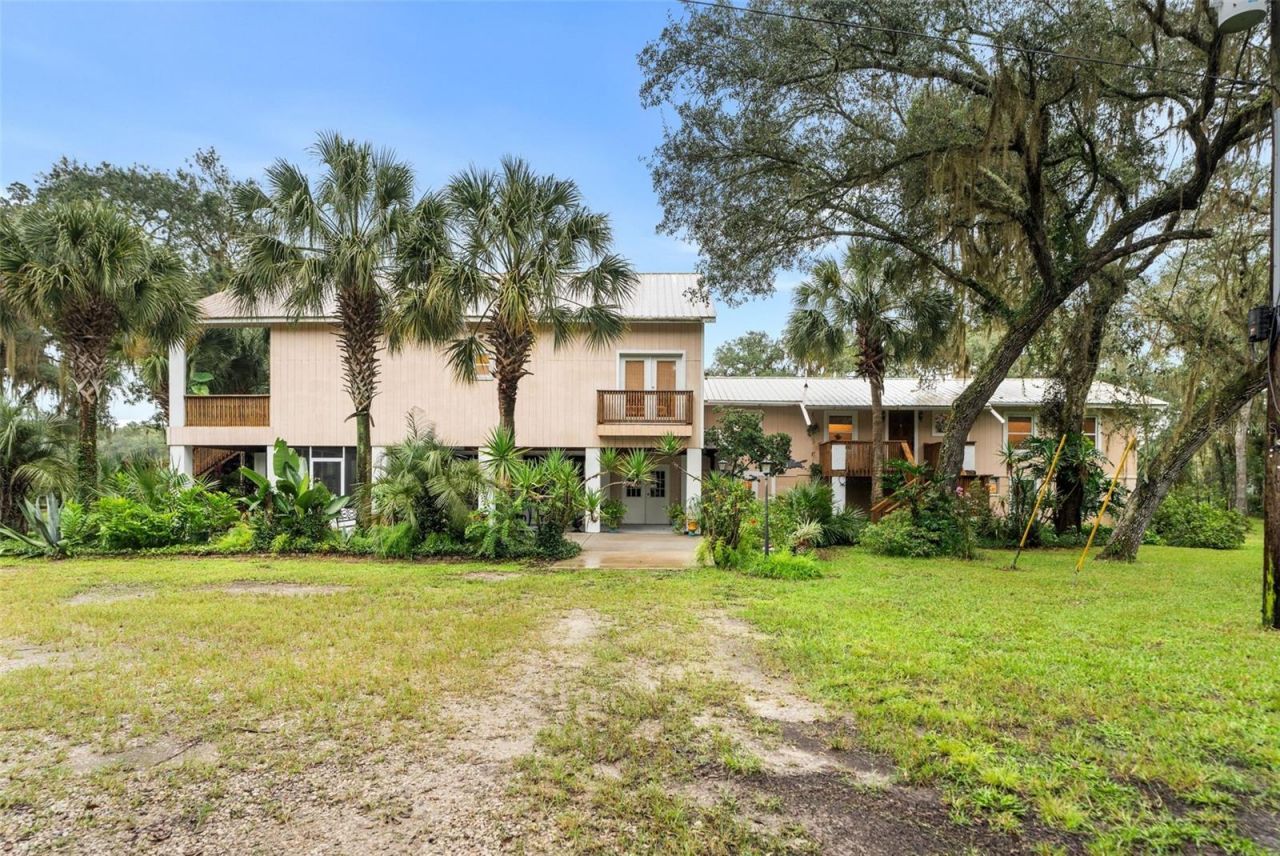 2033 SE Highway 317 , Old Town, FL 32680 Photo