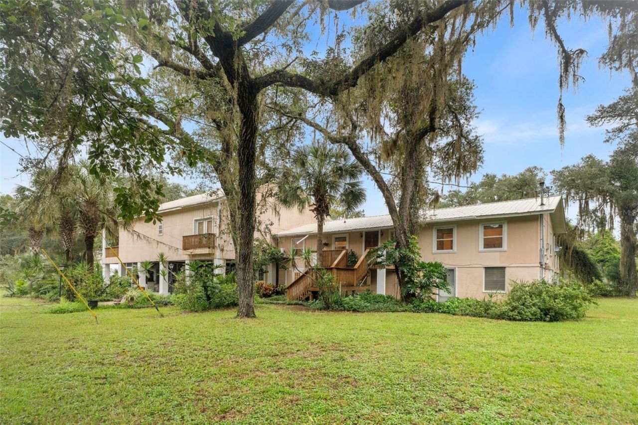2033 SE Highway 317 , Old Town, FL 32680 Photo