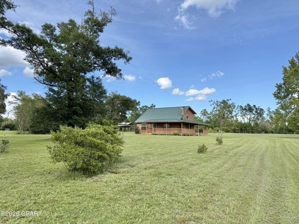 10102 Davenport Avenue , Youngstown, FL 32466