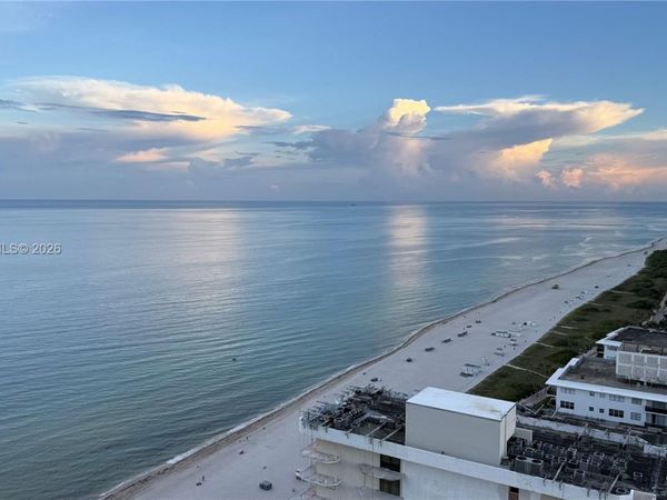 6301 Collins Ave, Unit LPH4, Miami Beach, FL 33141