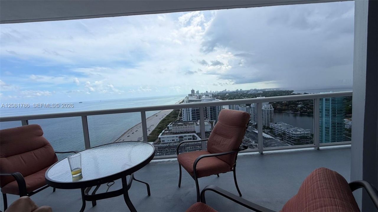 6301 Collins Ave, Unit LPH4, Miami Beach, FL 33141 Photo