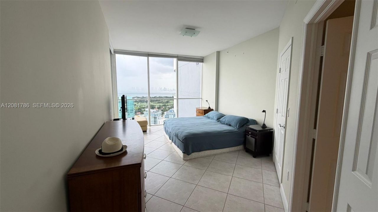 6301 Collins Ave, Unit LPH4, Miami Beach, FL 33141 Photo