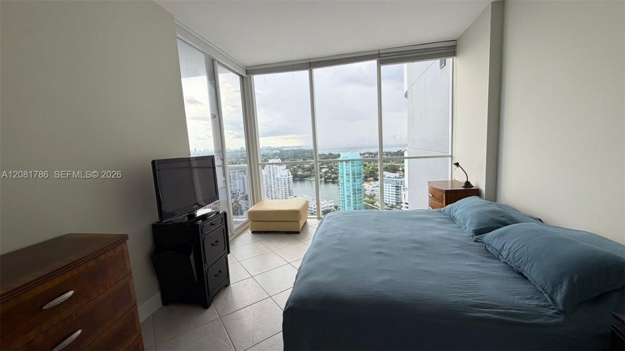 6301 Collins Ave, Unit LPH4, Miami Beach, FL 33141 Photo