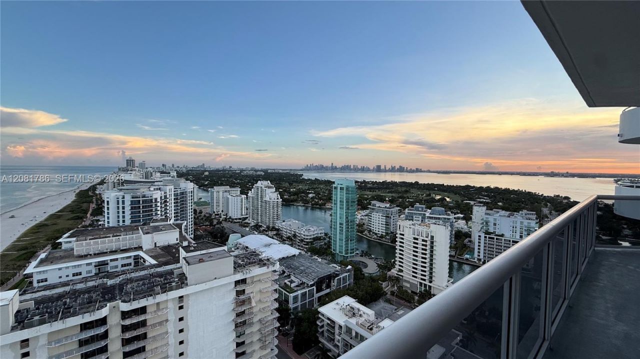6301 Collins Ave, Unit LPH4, Miami Beach, FL 33141 Photo