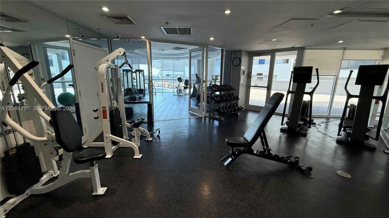 6301 Collins Ave, Unit LPH4, Miami Beach, FL 33141 Photo