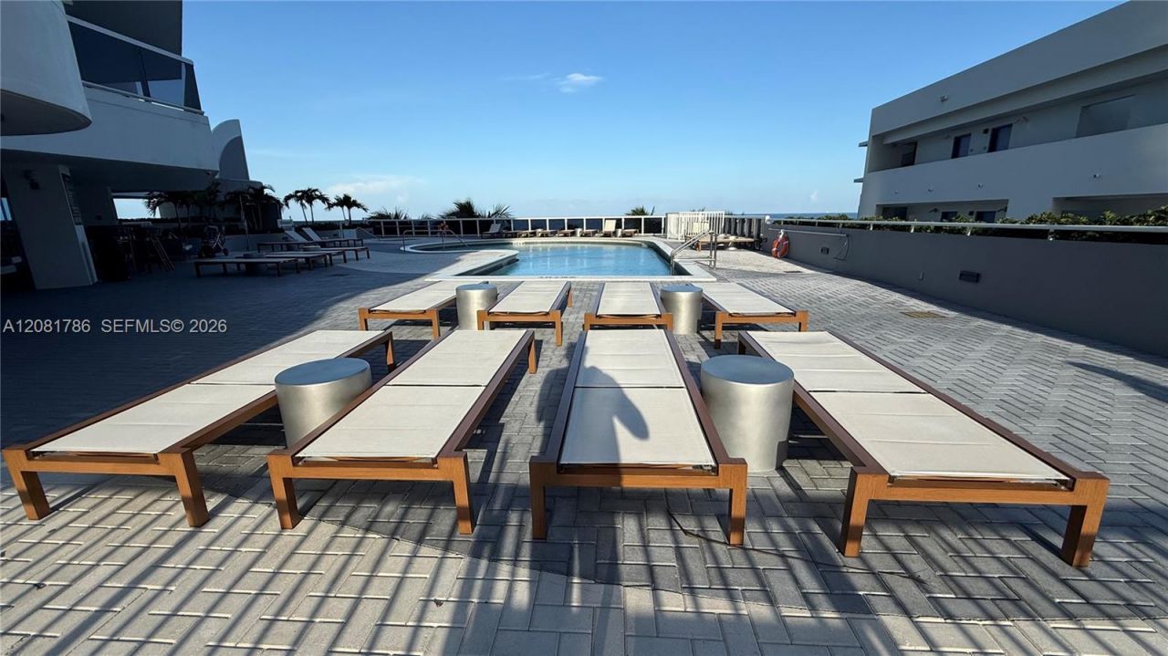 6301 Collins Ave, Unit LPH4, Miami Beach, FL 33141 Photo