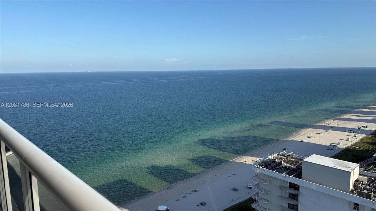 6301 Collins Ave, Unit LPH4, Miami Beach, FL 33141 Photo