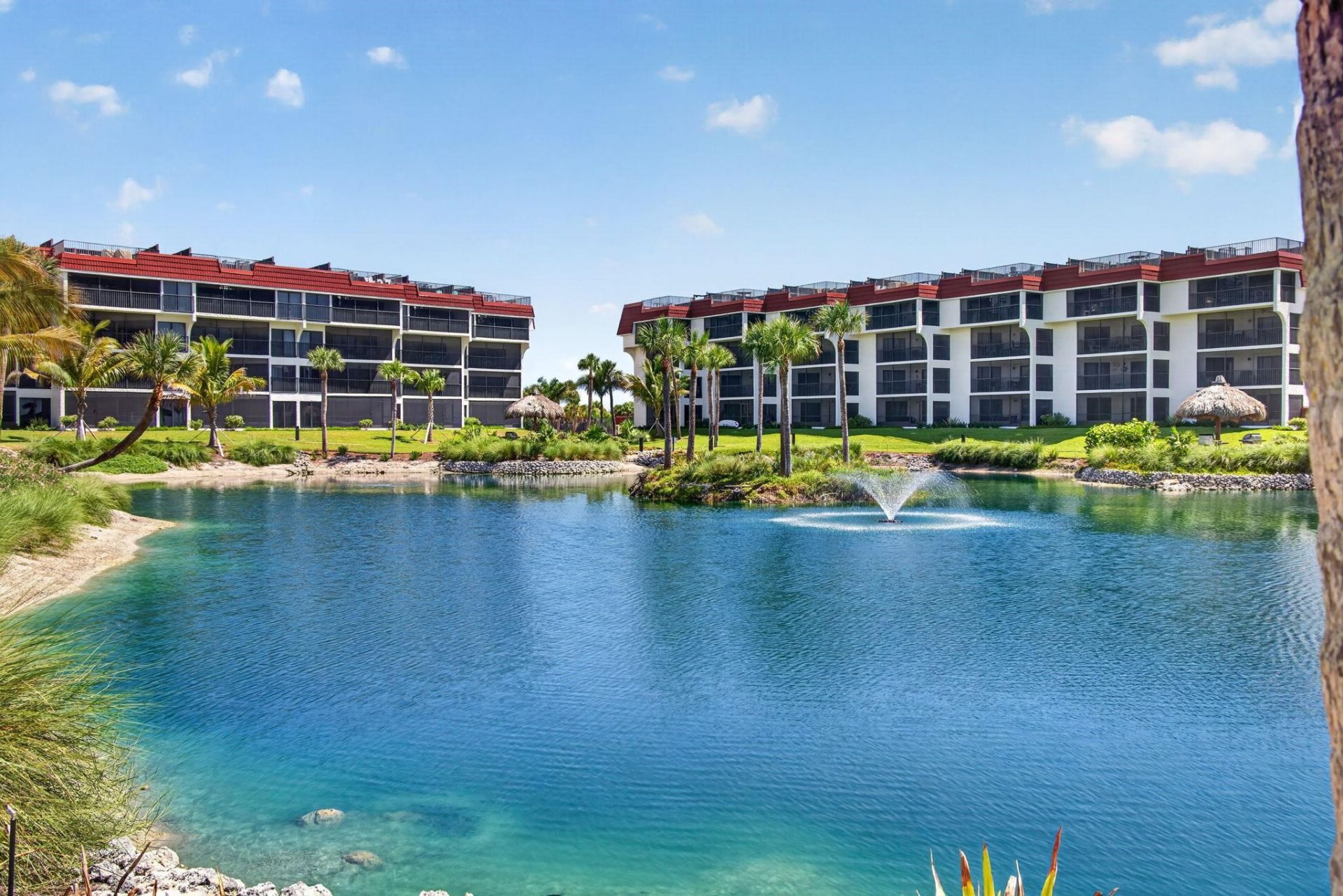 2445 W Gulf Dr, Unit A2, Sanibel, FL 33957 Photo