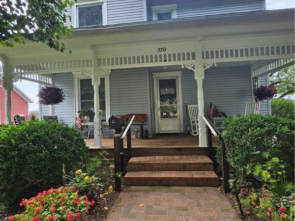 570 E Bell Avenue , Mcconnelsville, OH 43756