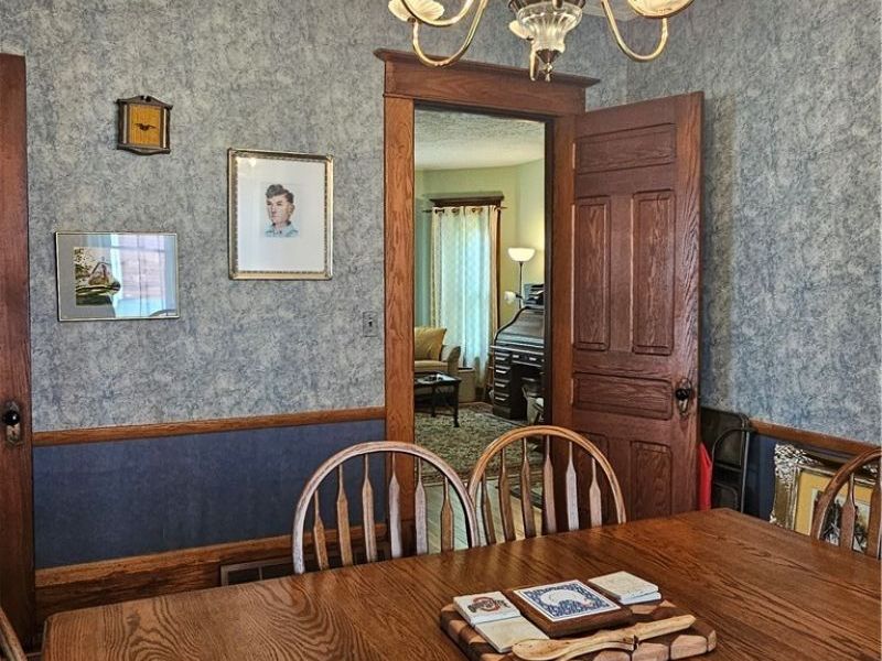570 E Bell Avenue, McConnelsville, OH 43756 Photo 12