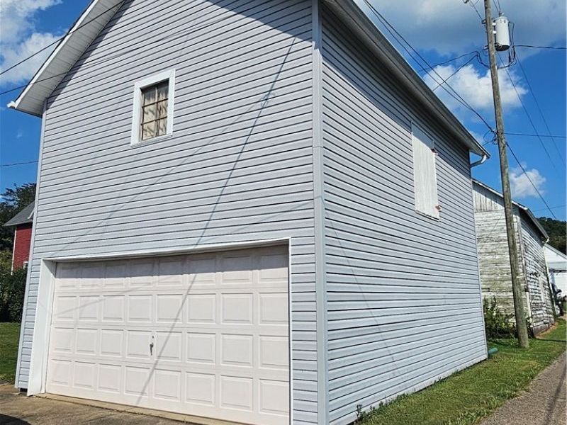 570 E Bell Avenue, McConnelsville, OH 43756 Photo 35