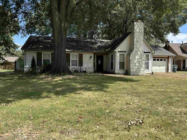 664 LAWNWOOD CV, Collierville, TN 38017