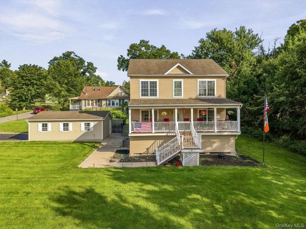 6 E Shore Road , Greenwood Lake, NY 10925