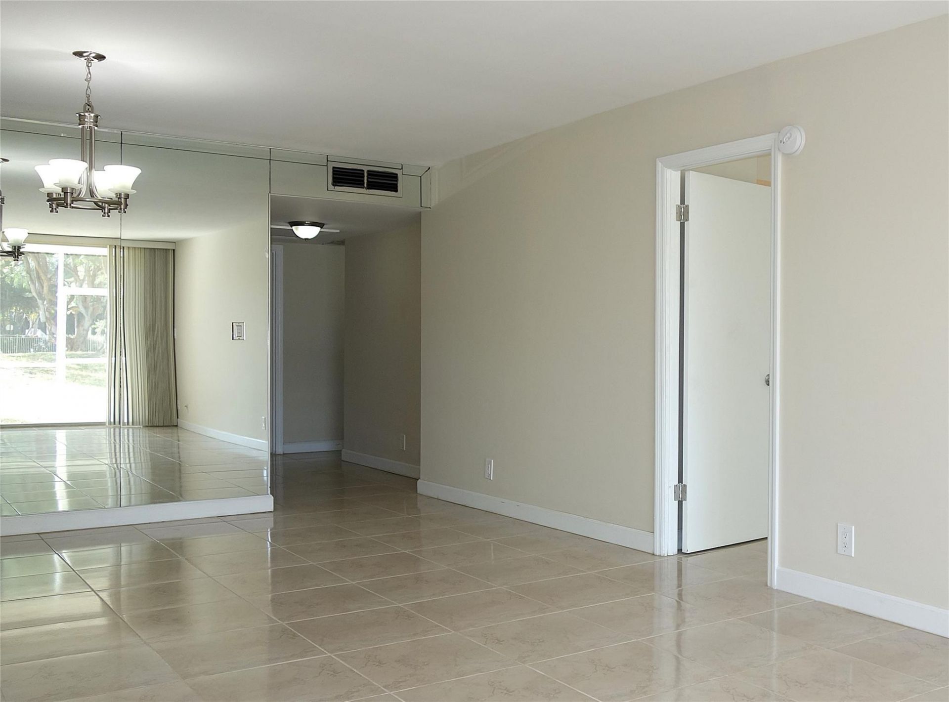2600 S Course Drive, Unit 104, Pompano Beach, FL 33069 Photo