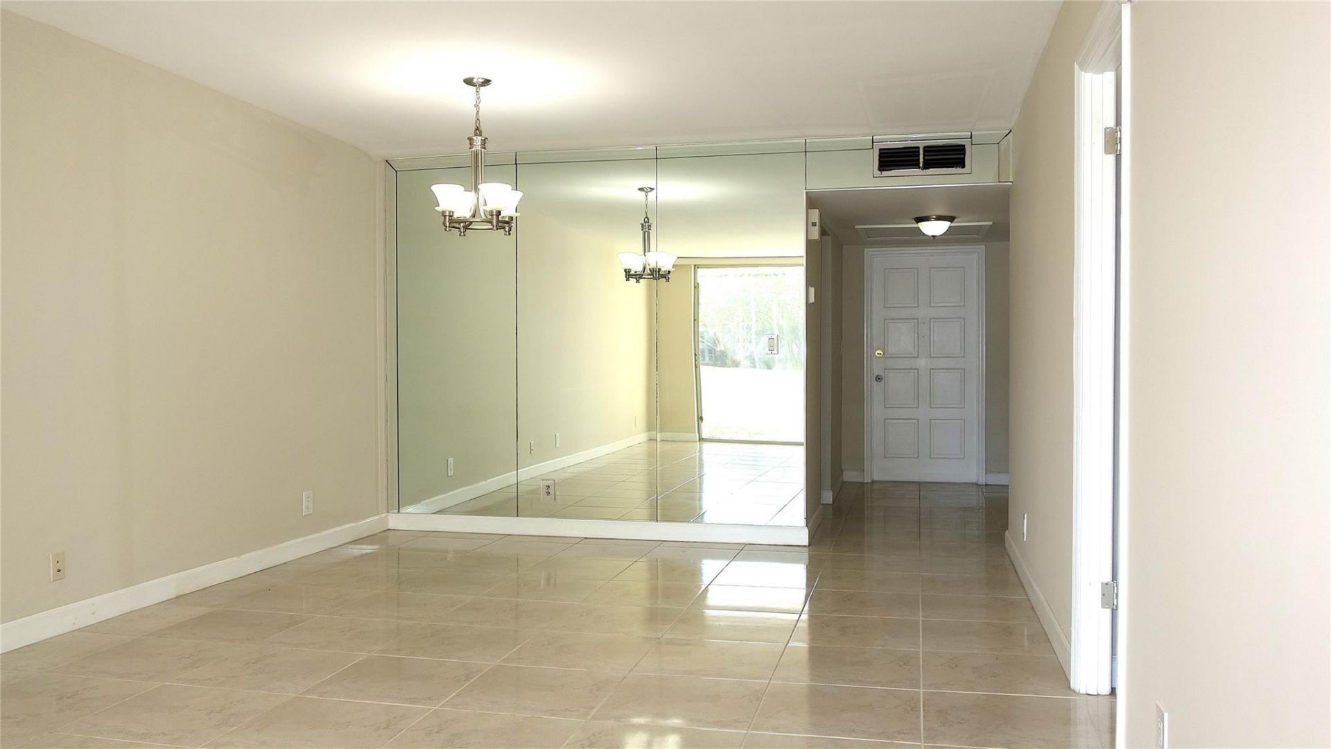 2600 S Course Drive, Unit 104, Pompano Beach, FL 33069 Photo