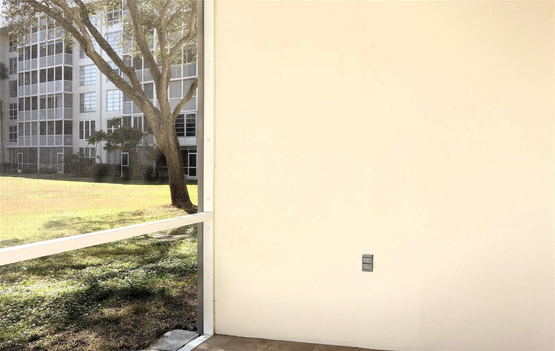 2600 S Course Drive, Unit 104, Pompano Beach, FL 33069 Photo