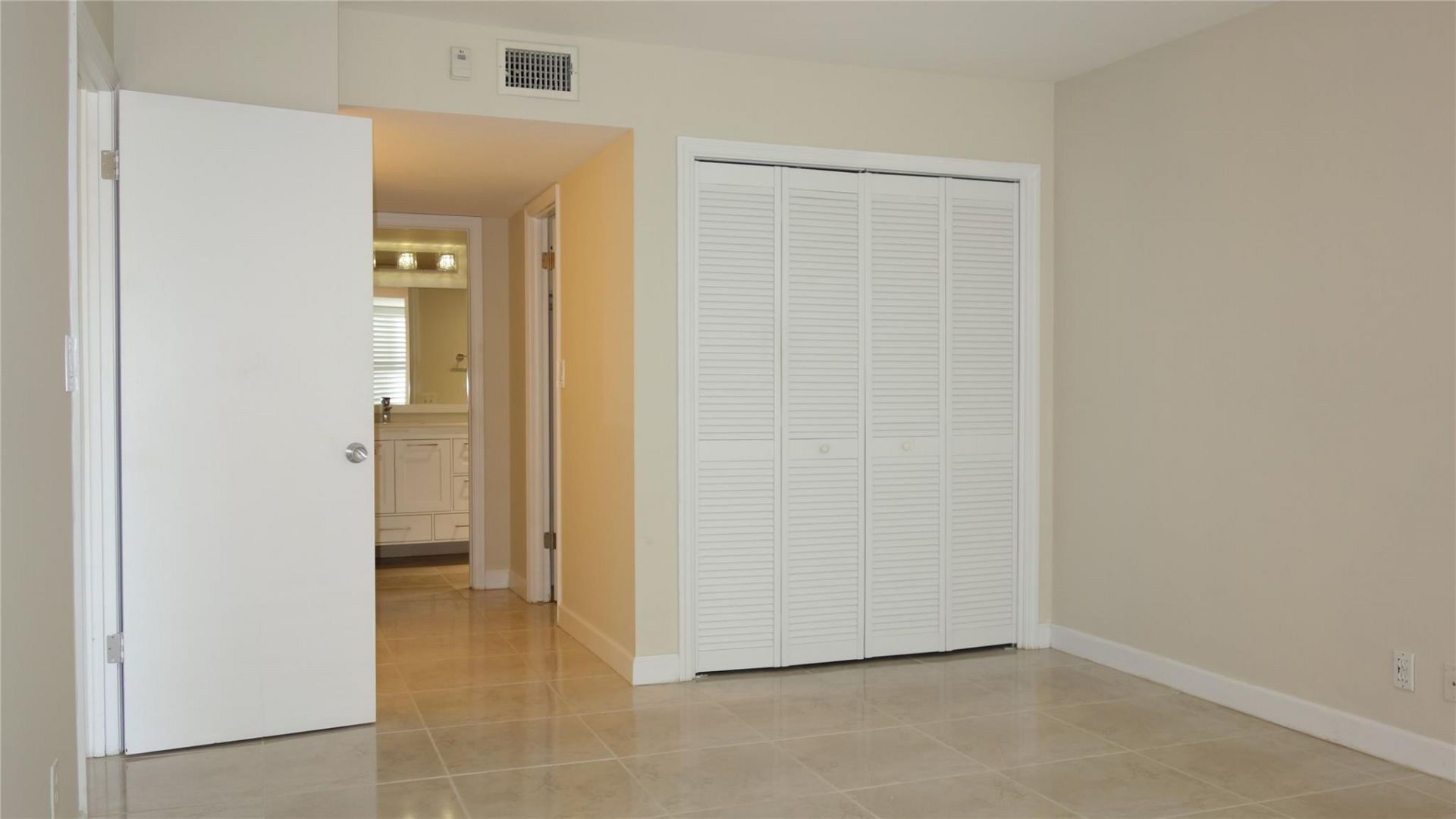 2600 S Course Drive, Unit 104, Pompano Beach, FL 33069 Photo