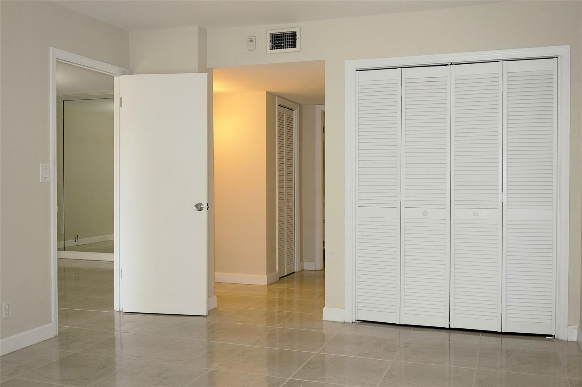 2600 S Course Drive, Unit 104, Pompano Beach, FL 33069 Photo