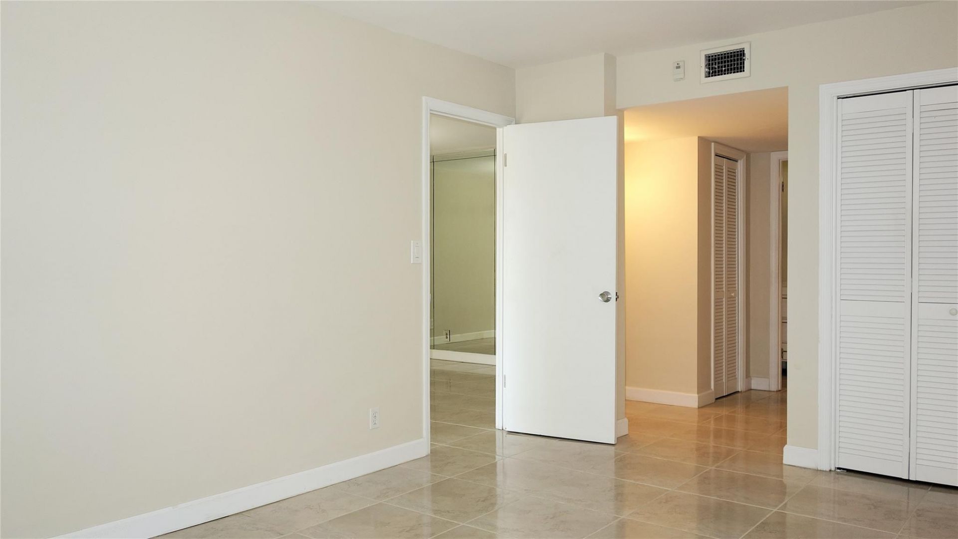 2600 S Course Drive, Unit 104, Pompano Beach, FL 33069 Photo