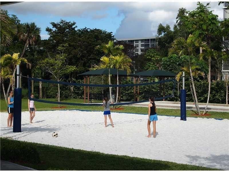 2600 S Course Drive, Unit 104, Pompano Beach, FL 33069 Photo