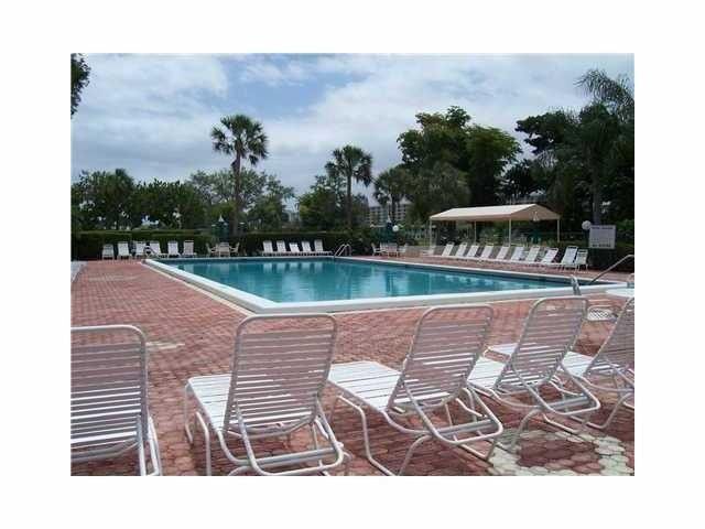 2600 S Course Drive, Unit 104, Pompano Beach, FL 33069 Photo