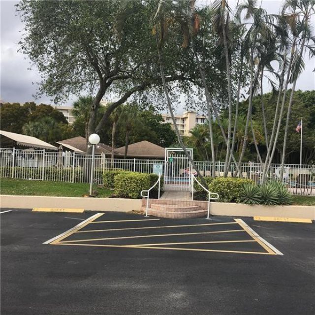 2600 S Course Drive, Unit 104, Pompano Beach, FL 33069 Photo