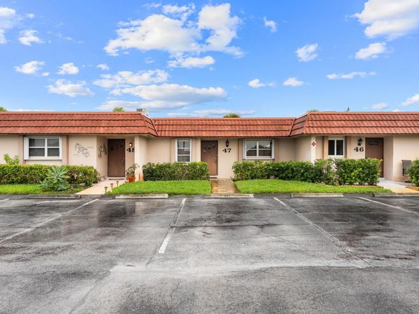 5725 FERNLEY Drive E, Unit 47, West Palm Beach, FL 33415