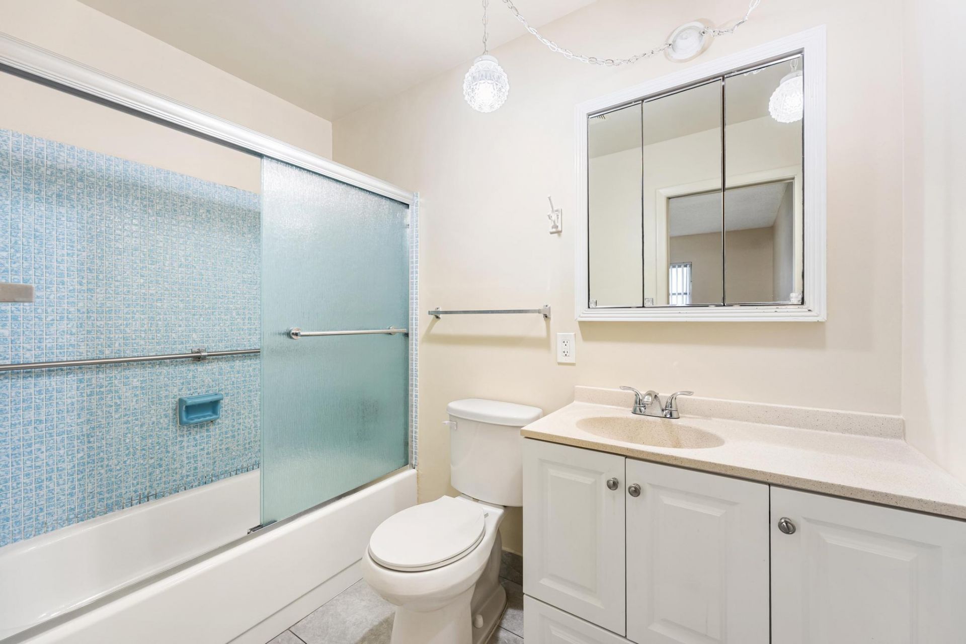 5725 Fernley Drive E, Unit 47, West Palm Beach, FL 33415 Photo