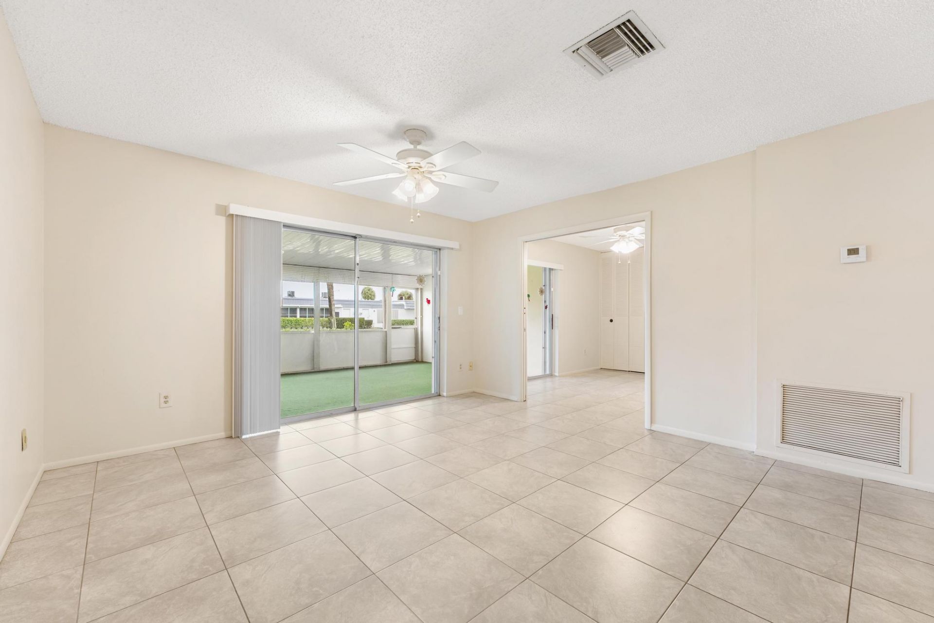 5725 Fernley Drive E, Unit 47, West Palm Beach, FL 33415 Photo