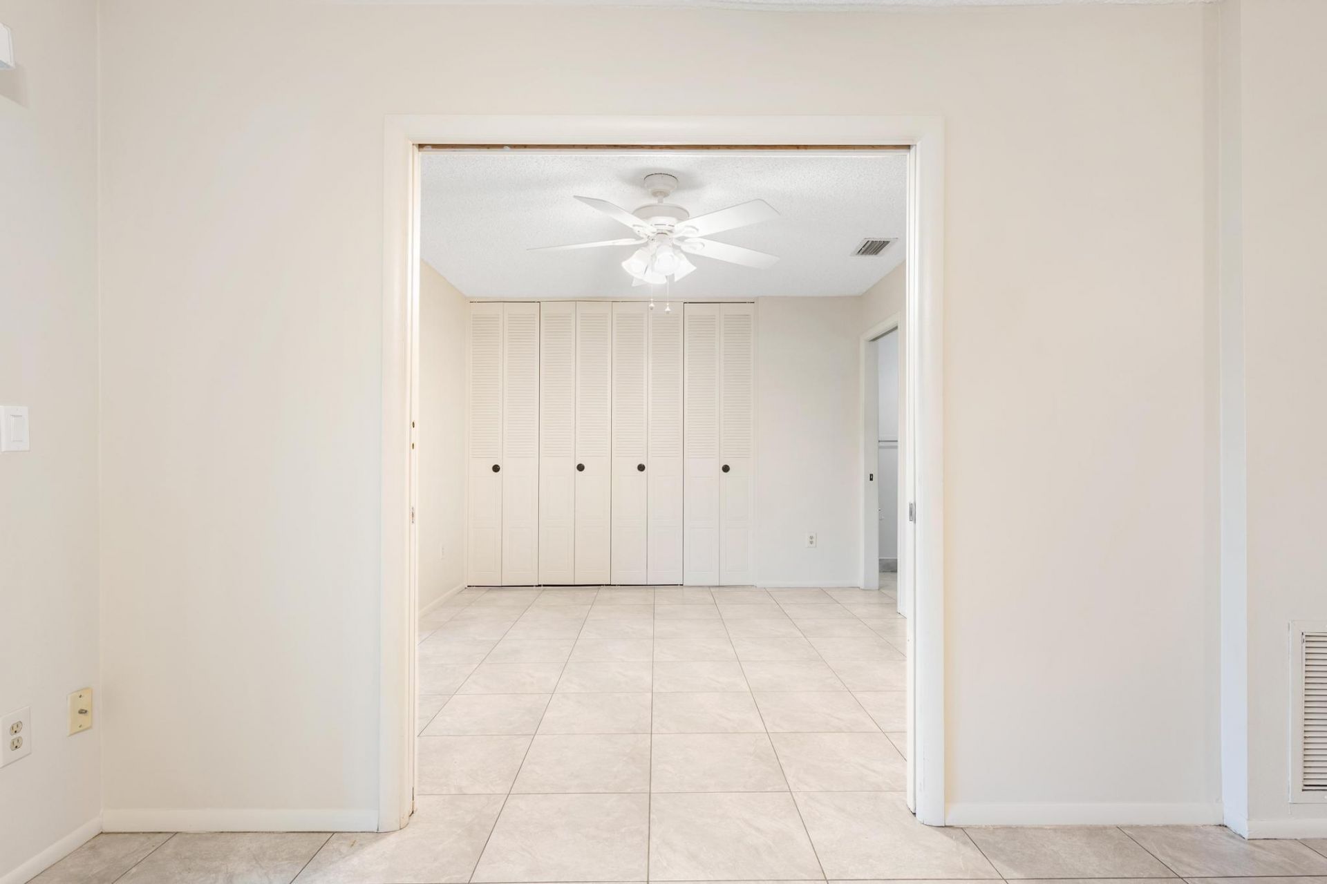 5725 Fernley Drive E, Unit 47, West Palm Beach, FL 33415 Photo