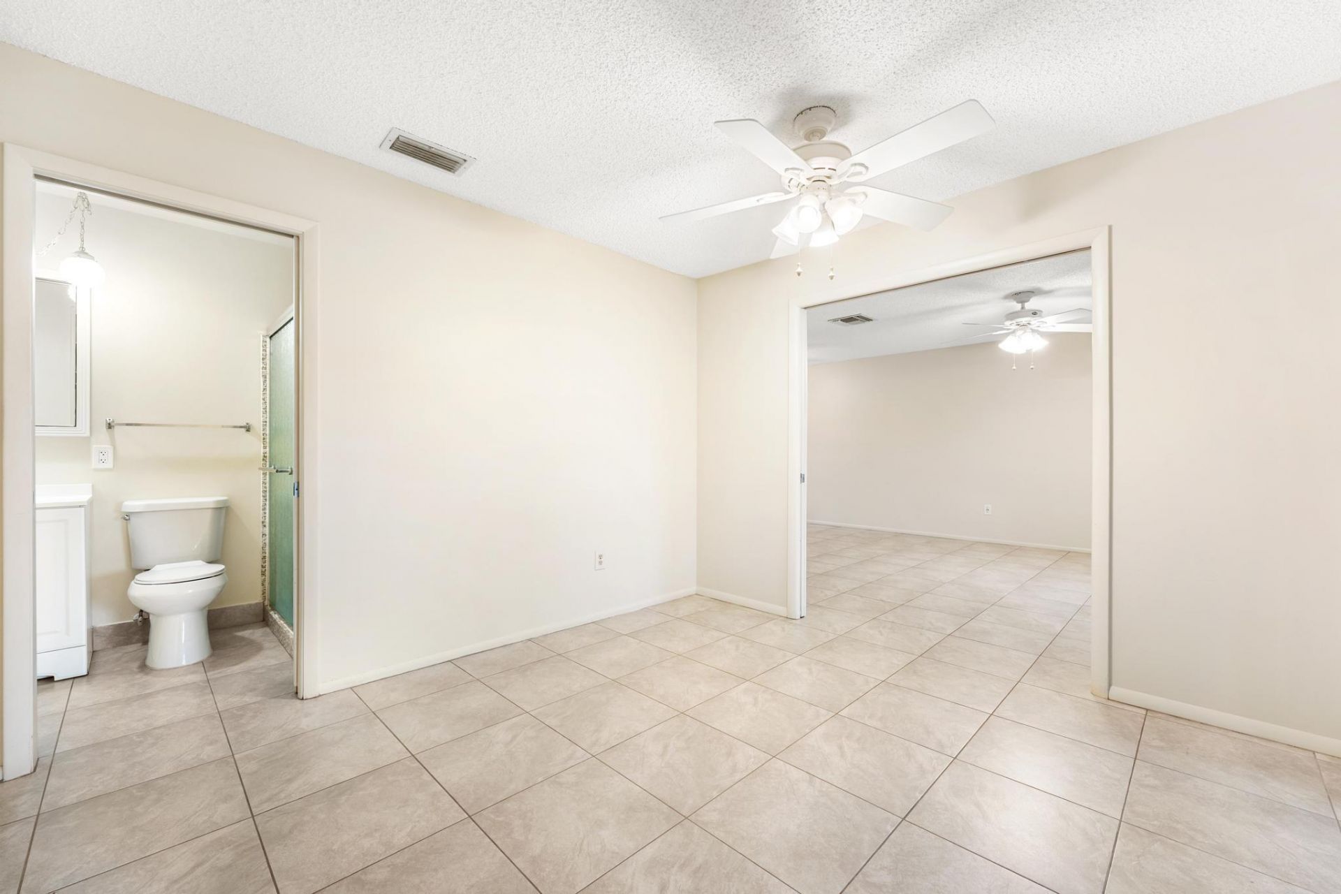 5725 Fernley Drive E, Unit 47, West Palm Beach, FL 33415 Photo