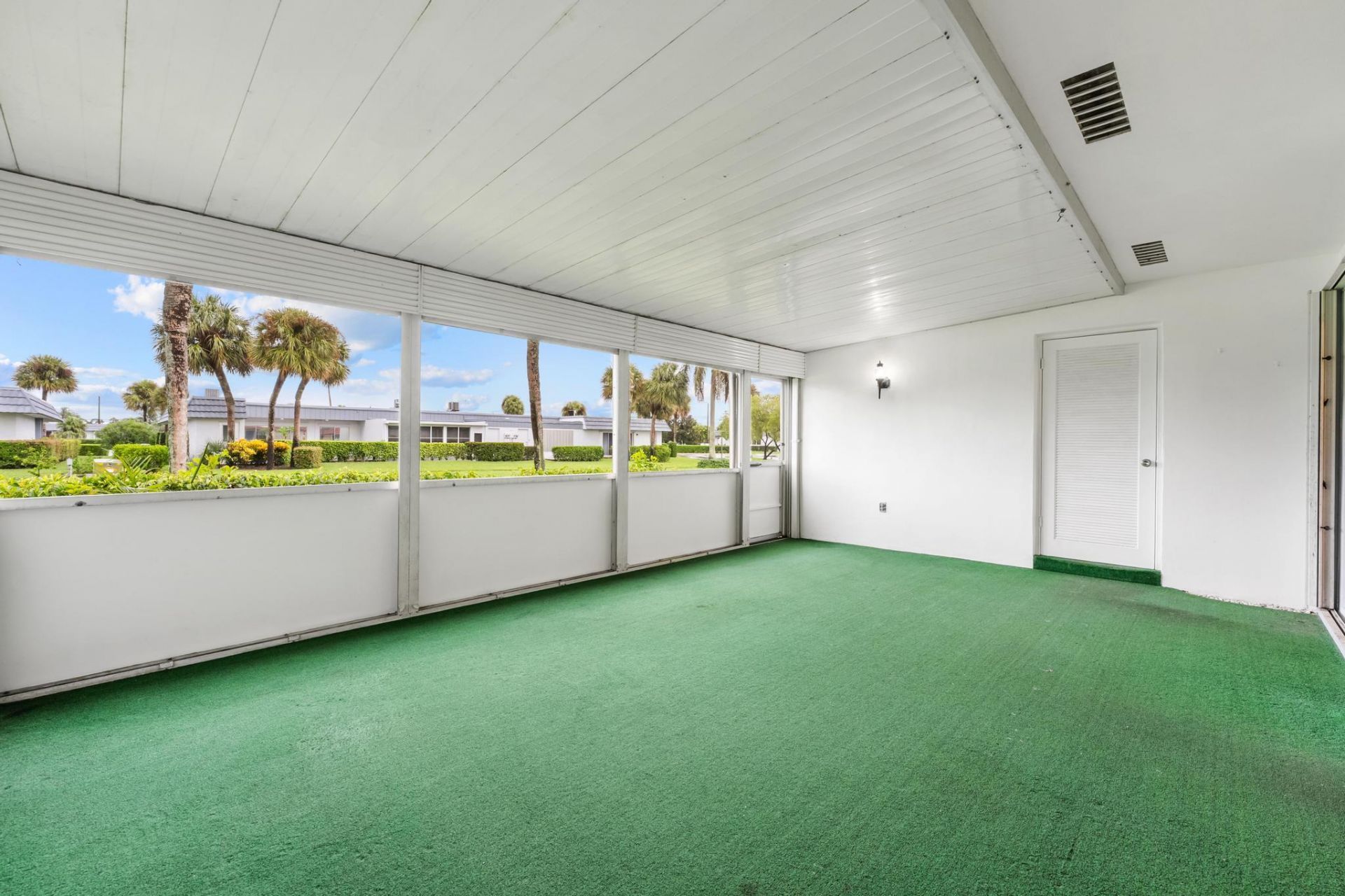 5725 Fernley Drive E, Unit 47, West Palm Beach, FL 33415 Photo