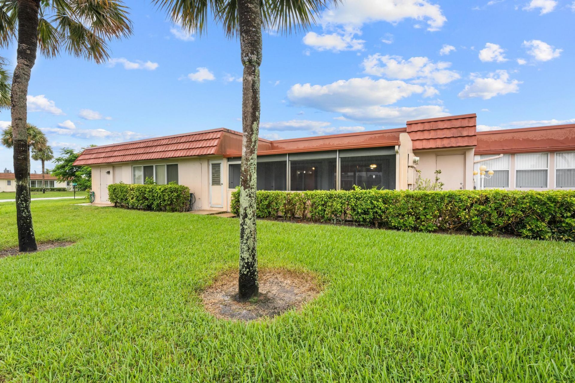 5725 Fernley Drive E, Unit 47, West Palm Beach, FL 33415 Photo