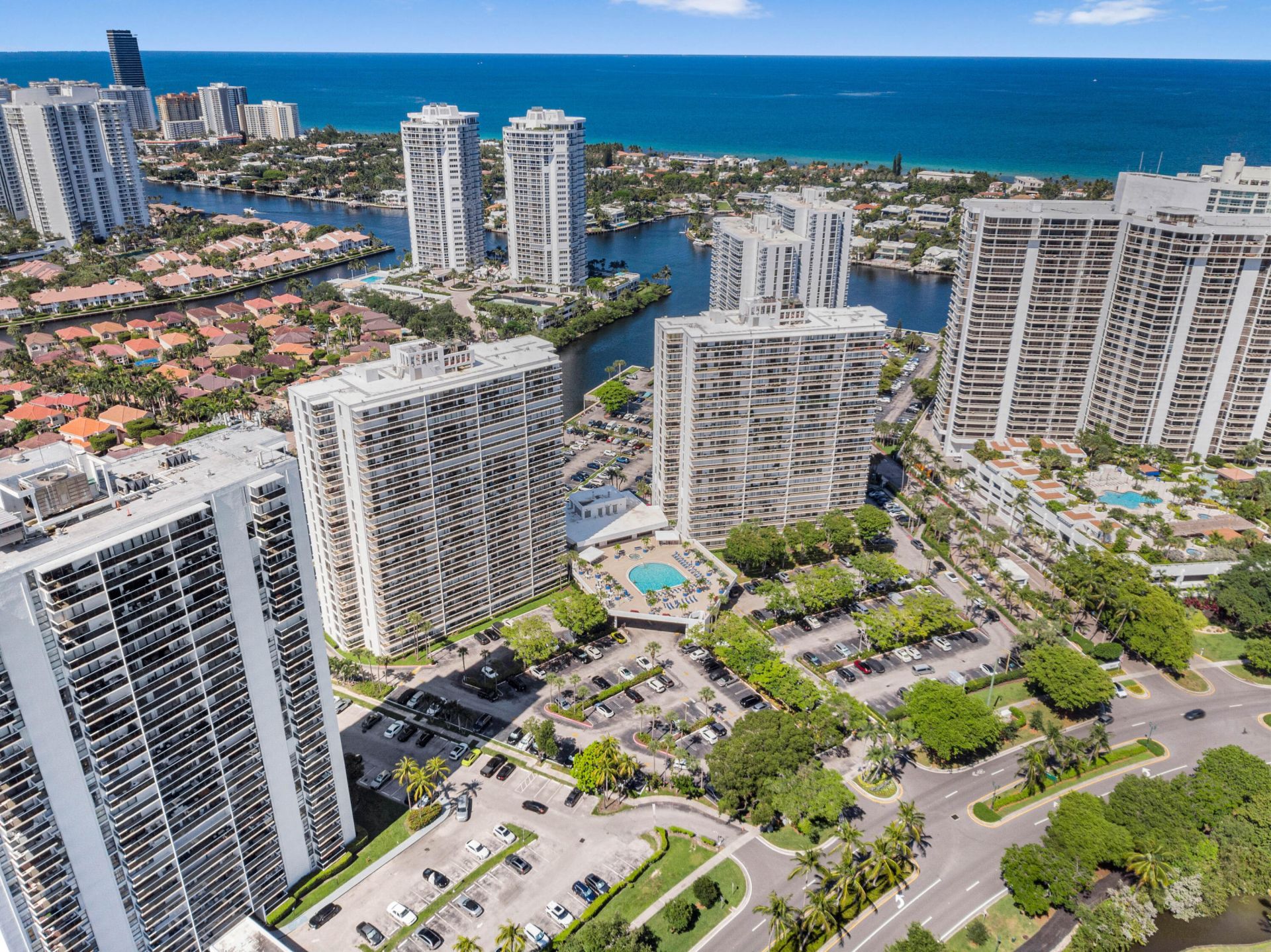 3701 N Country Club Drive, Unit 404, Aventura, FL 33180 Photo